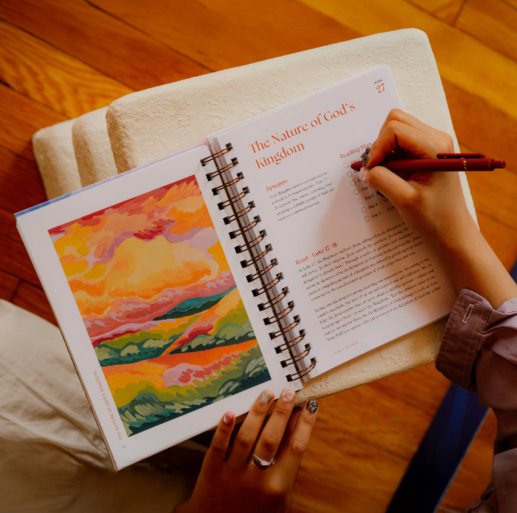 The Abide Journal : Bible In a Year Study Guide